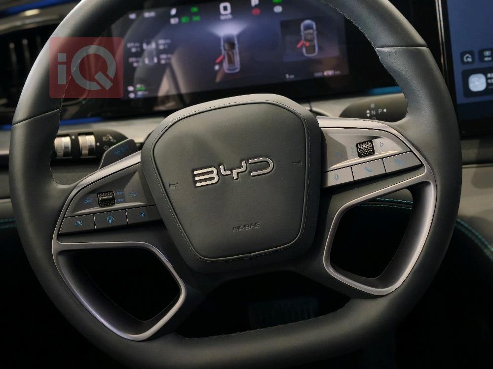 BYD SEALION 7